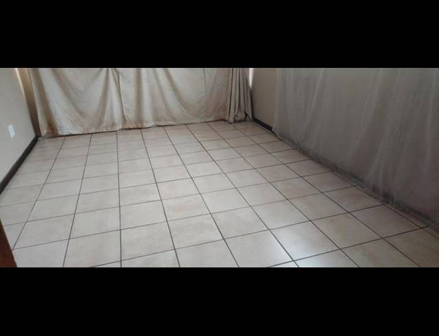 4 BEDROOM HOUSE FOR SALE IN ELSBURG